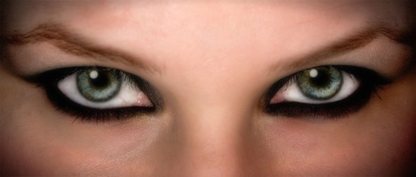 Cat eye makeup